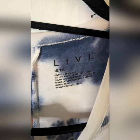 Livi 10/12L Top Tunic- NWT XL - Picture 5 of 7